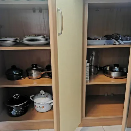 White House - Two Bedroom With Balcony And Sea View 2