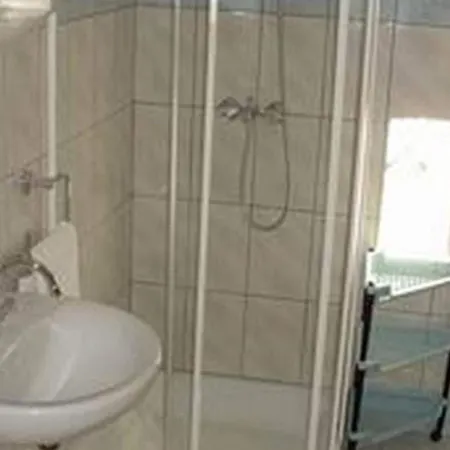 Apartman White House - Two Bedroom With Balcony And Sea View 2