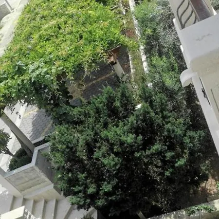 White House - Two Bedroom With Balcony And Sea View 2 *